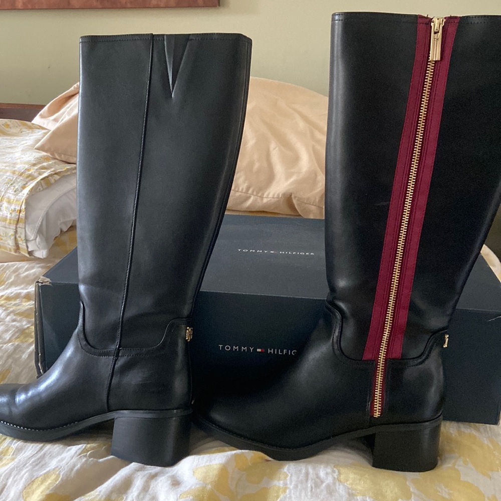 Tommy Hilfiger Tall Charlei Boots
